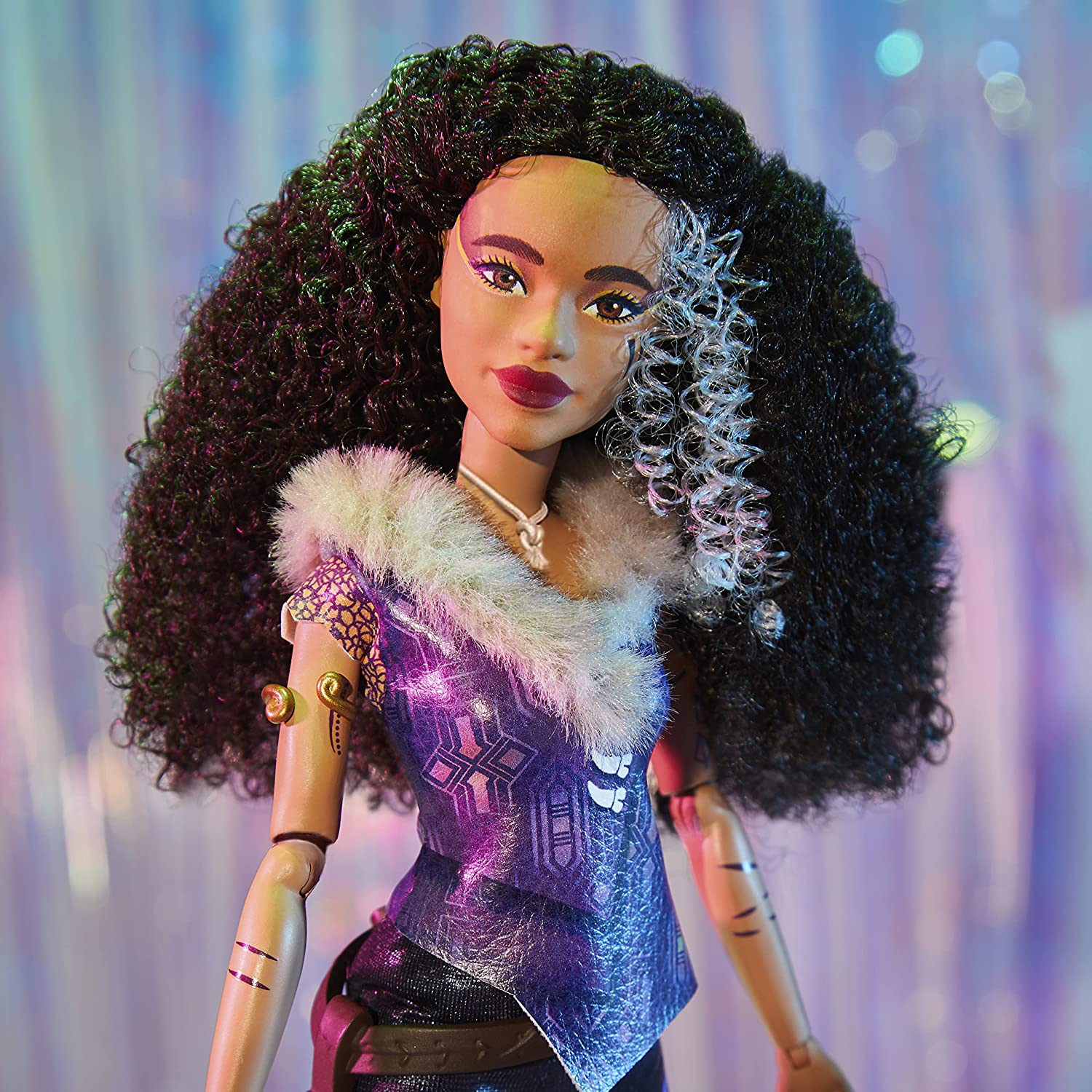 Disney Zombies 3 Addison Fashion Doll with Blue Hair, Alien Outfit, and  Accessories 