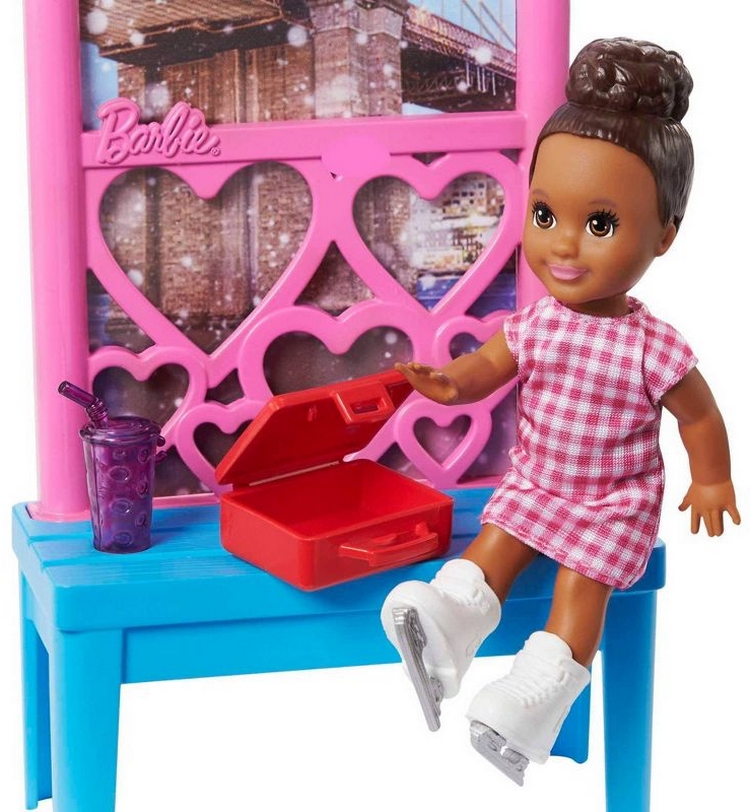 Barbie Life in the City Ice-Skating Lessons Playset