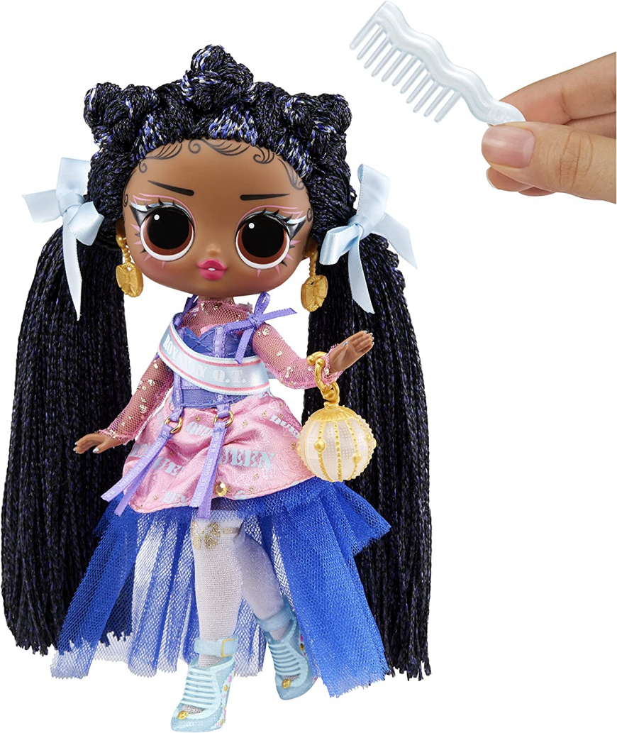 LOL Surprise Tweens Series 3 Nia Regal doll