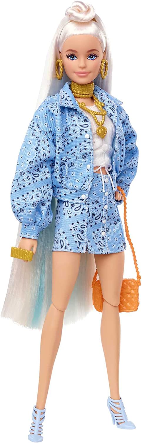Barbie Extra 16 doll 2022