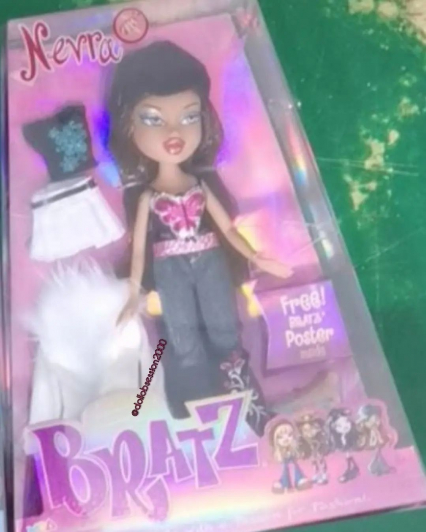 Bratz series 2 2022 Formal Funk Runway Disco Nevra doll