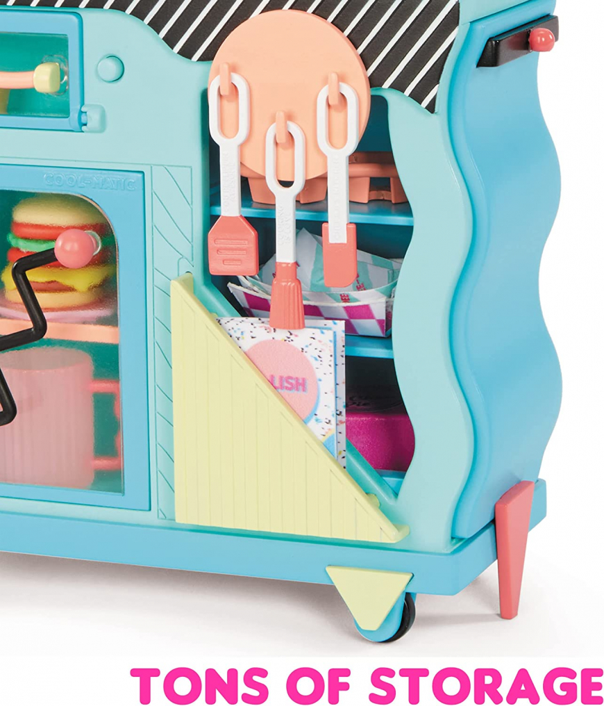 LOL OMG To-Go Diner playset with doll Miss Sundae