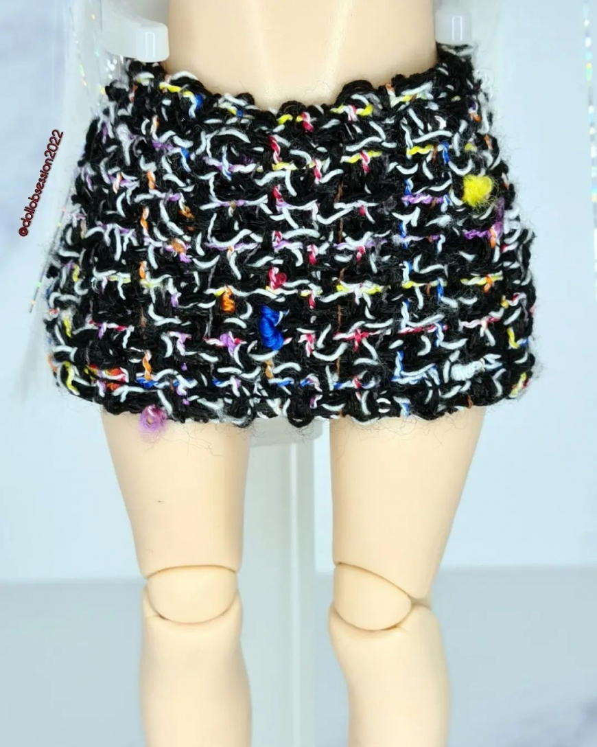 Rainbow High Junior High series 2 Amaya Rayne doll