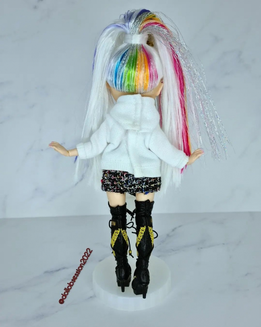Rainbow High Junior High series 2 Amaya Rayne doll