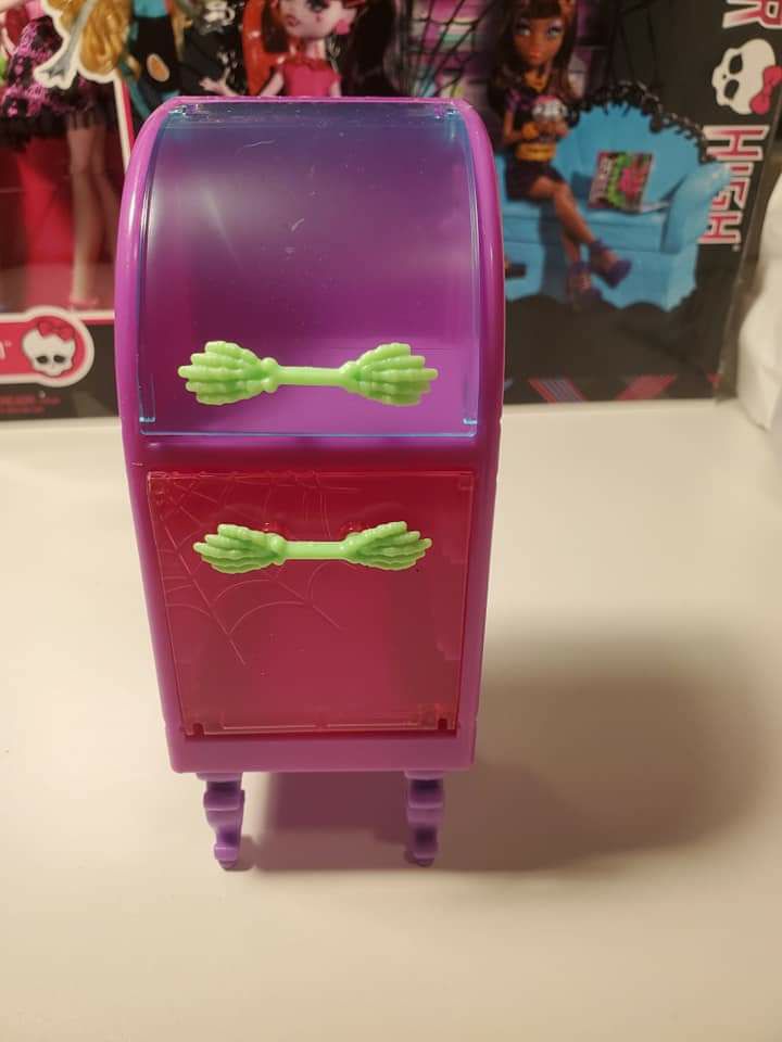 Monster High Coffin Bean playset 2022 unboxing playset