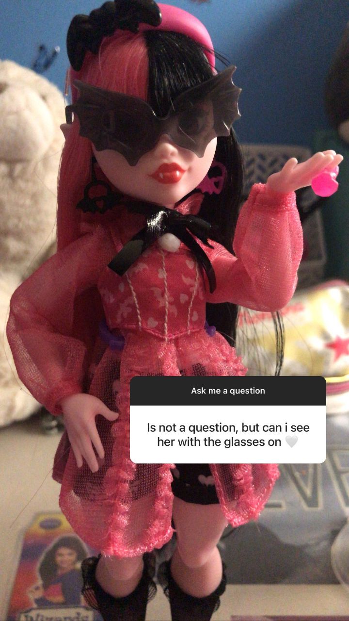 Draculaura 2022 reboot generation 3 doll in real life