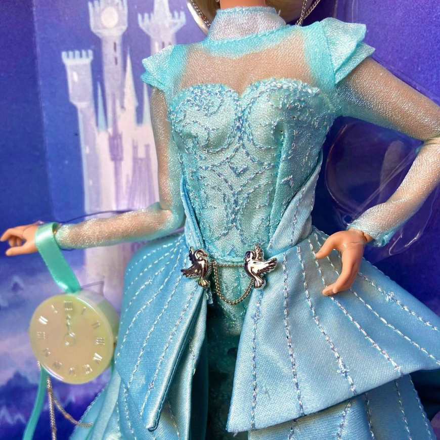 Disney Designer Collection Cinderella Limited Edition Doll in real life photos