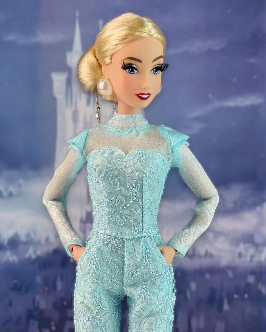 Disney Store limited edition princess celebration Cinderella 2022 doll