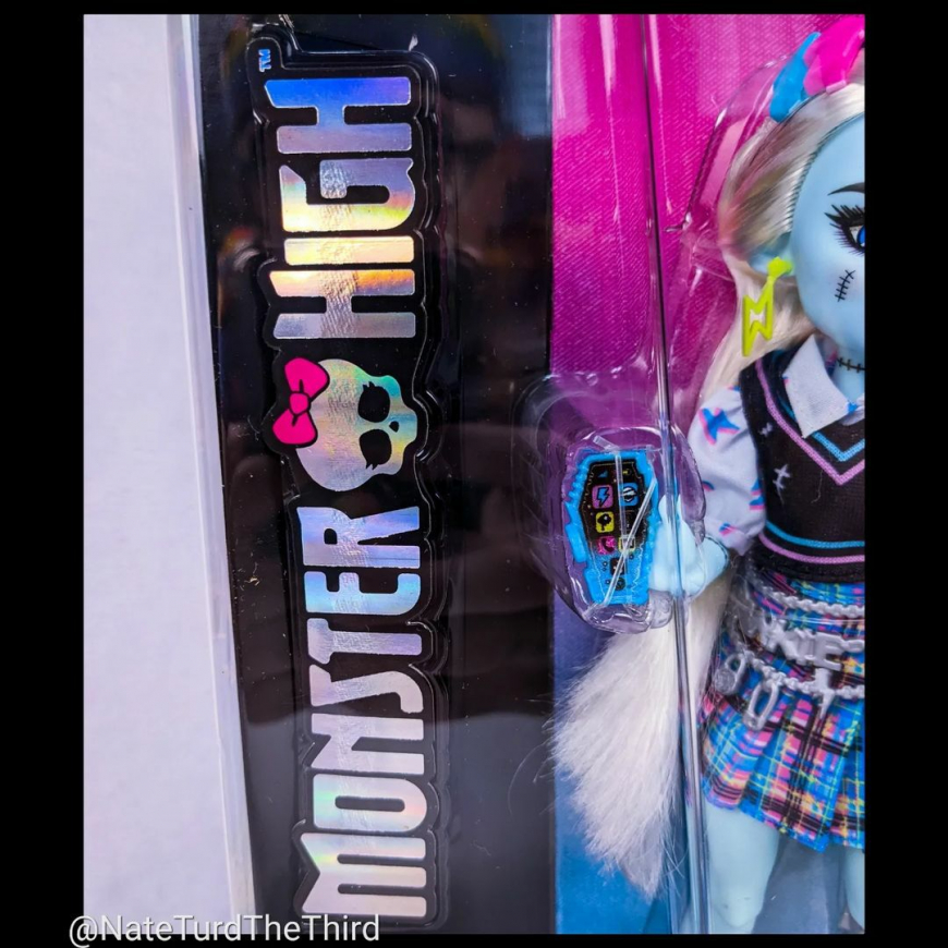New Monster High Frankie Stein doll in box