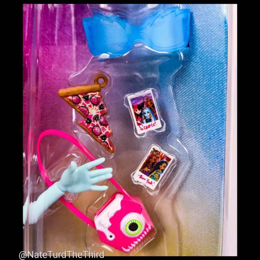 New Monster High Frankie Stein doll in box