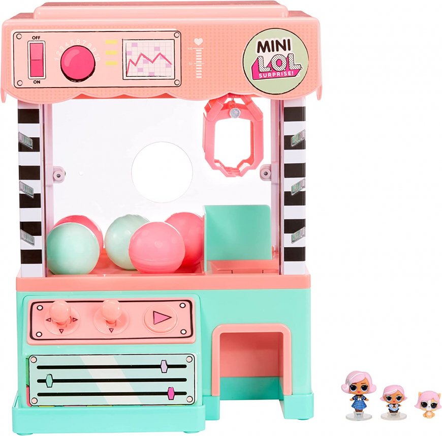 LOL Surprise Minis Claw Machine with exclusive dolls