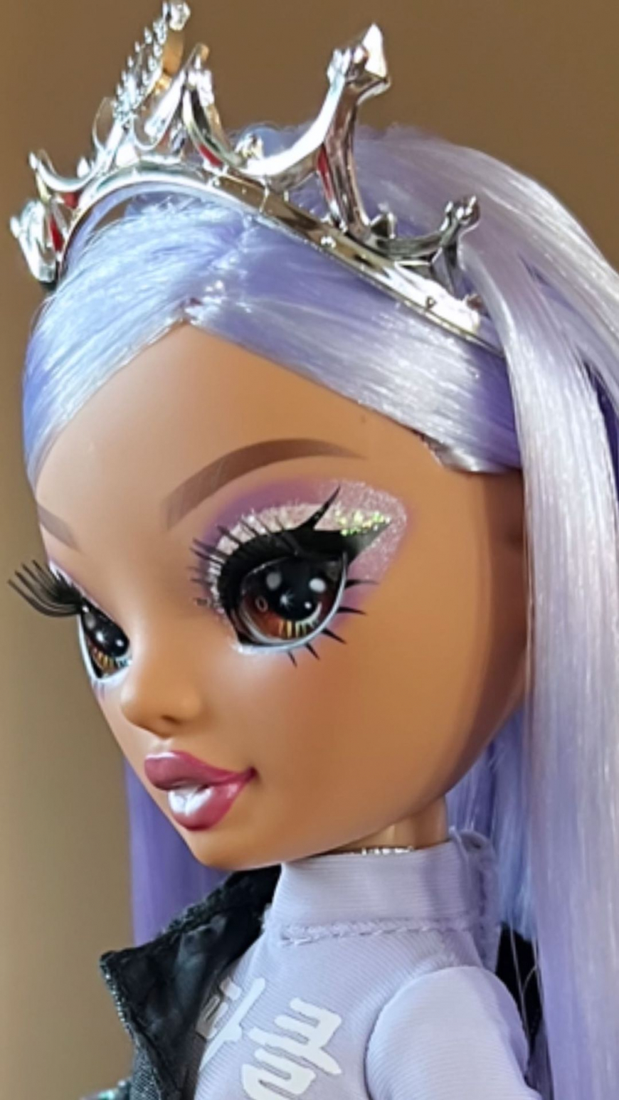 Rainbow High The Royal 3 Rainbow Vision Tiara Song doll