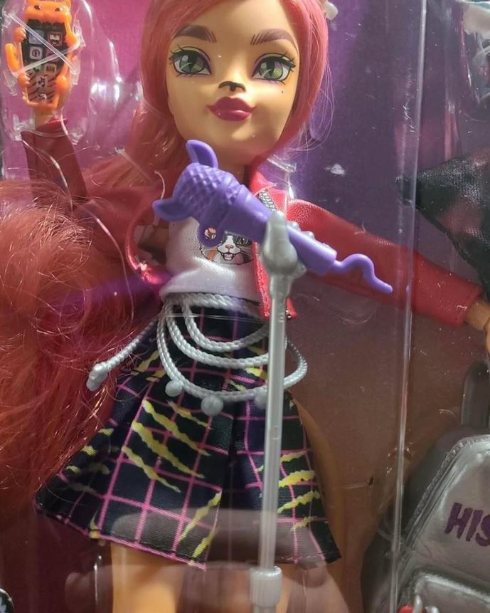 New Monster High 2022 Toralei Stripe dol