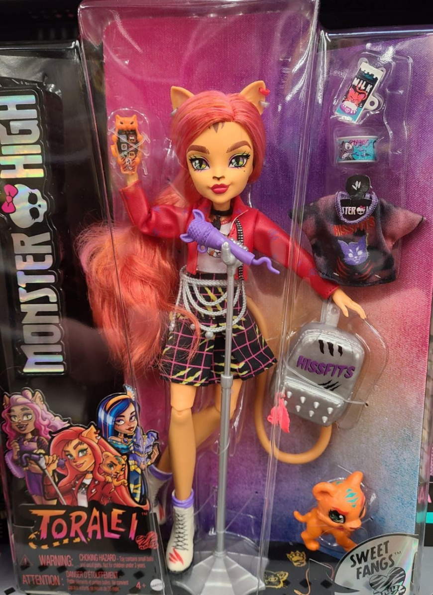 New Monster High 2022 Toralei Stripe doll (Walmart exclusive)