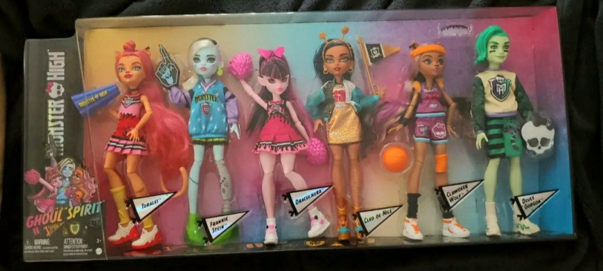 Monster High Ghoul Spirit 6 dolls pack