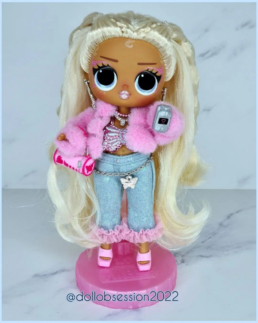 LOL Surprise Tweens series 4 Olivia Flatter doll in real life photo