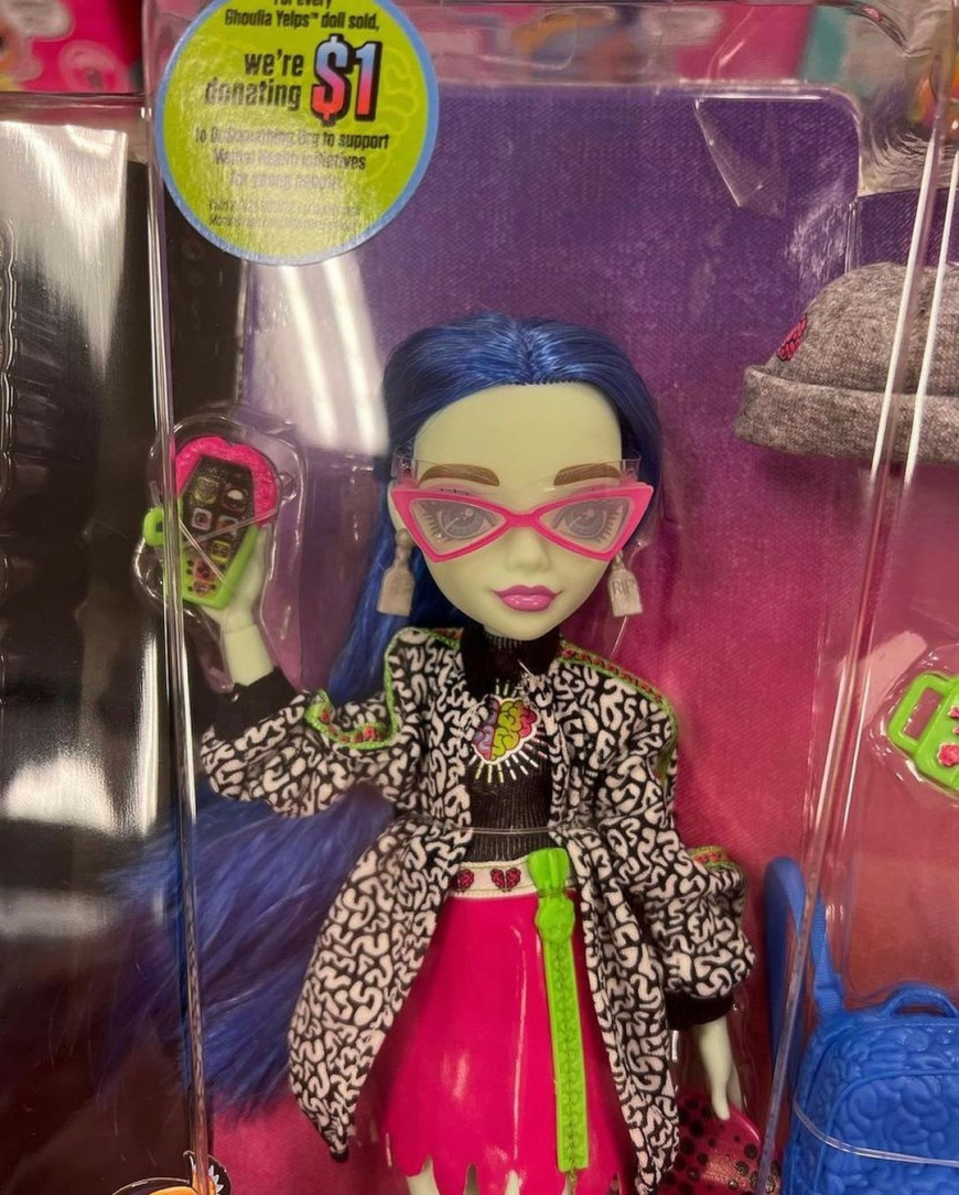 New Monster High 2022 Ghoulia Yelps doll in box