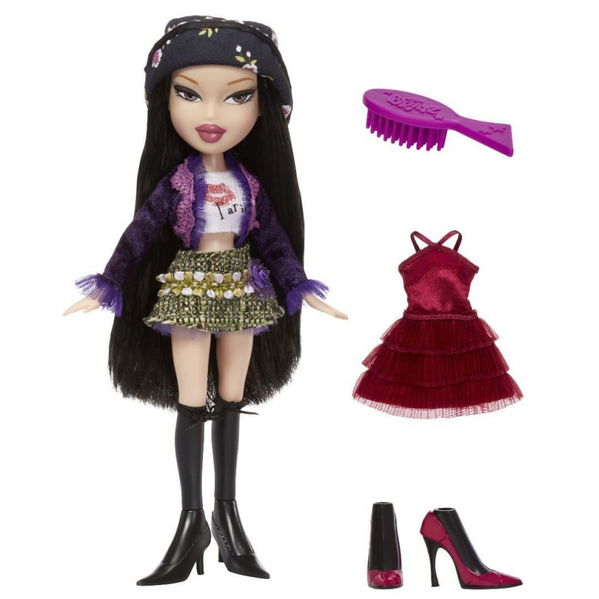 Bratz series 2 2022 Ooh La La Kumi doll