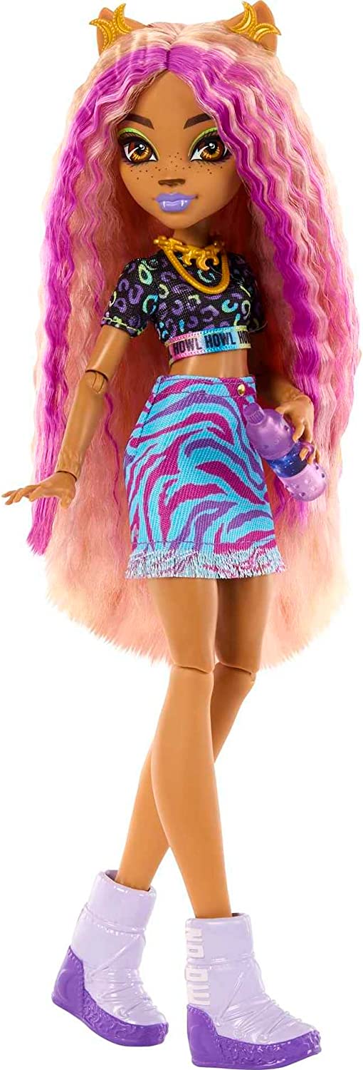 Monster High Innovation Series 1 Skulltimate Secrets Clawdeen Wolf doll