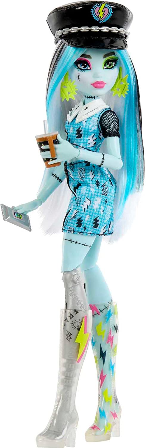 Monster High Innovation Series 1 Skulltimate Secrets Frankie Stein doll