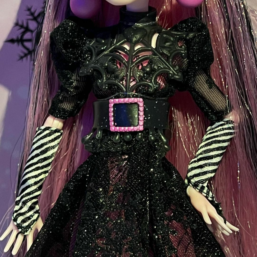 Bookinfo Metadados - Monster High - A doce Draculaura - Ciranda Cultural