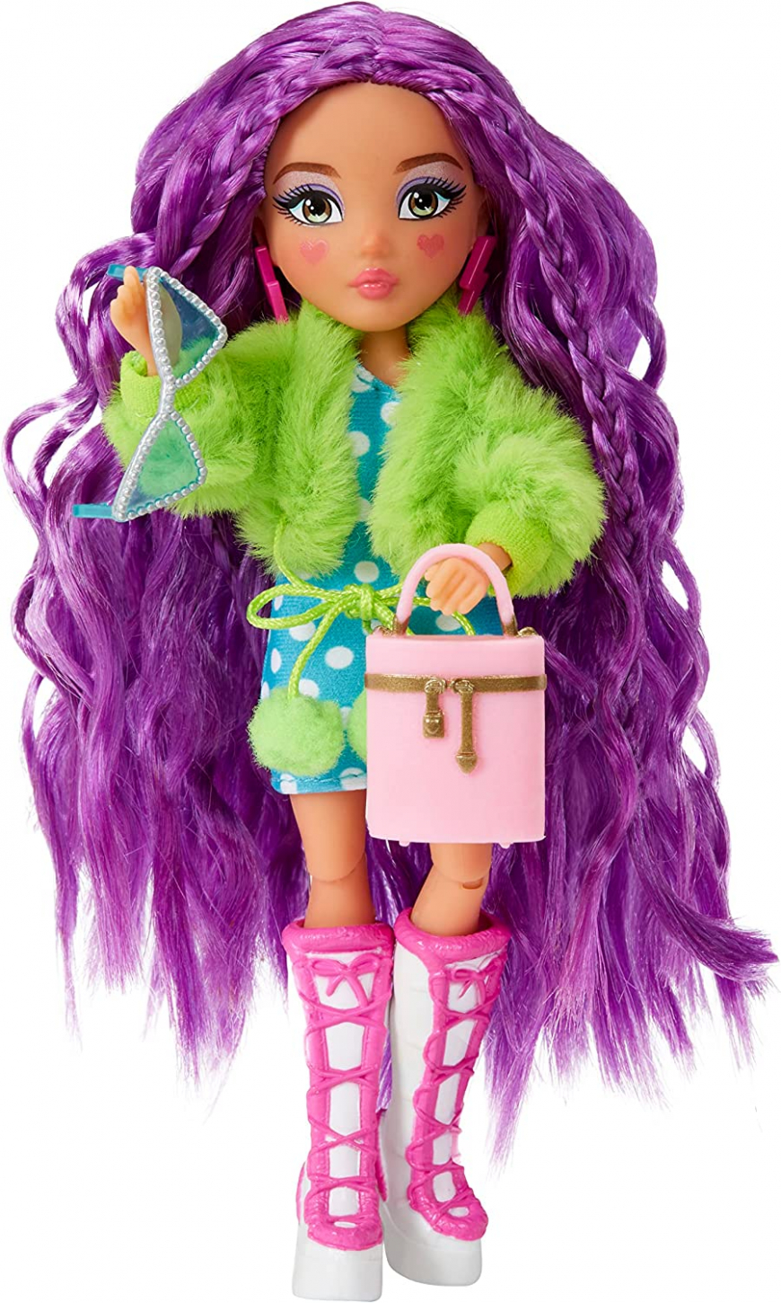 MGA’s Dream Ella Extra Iconic Mini doll - DreamElla