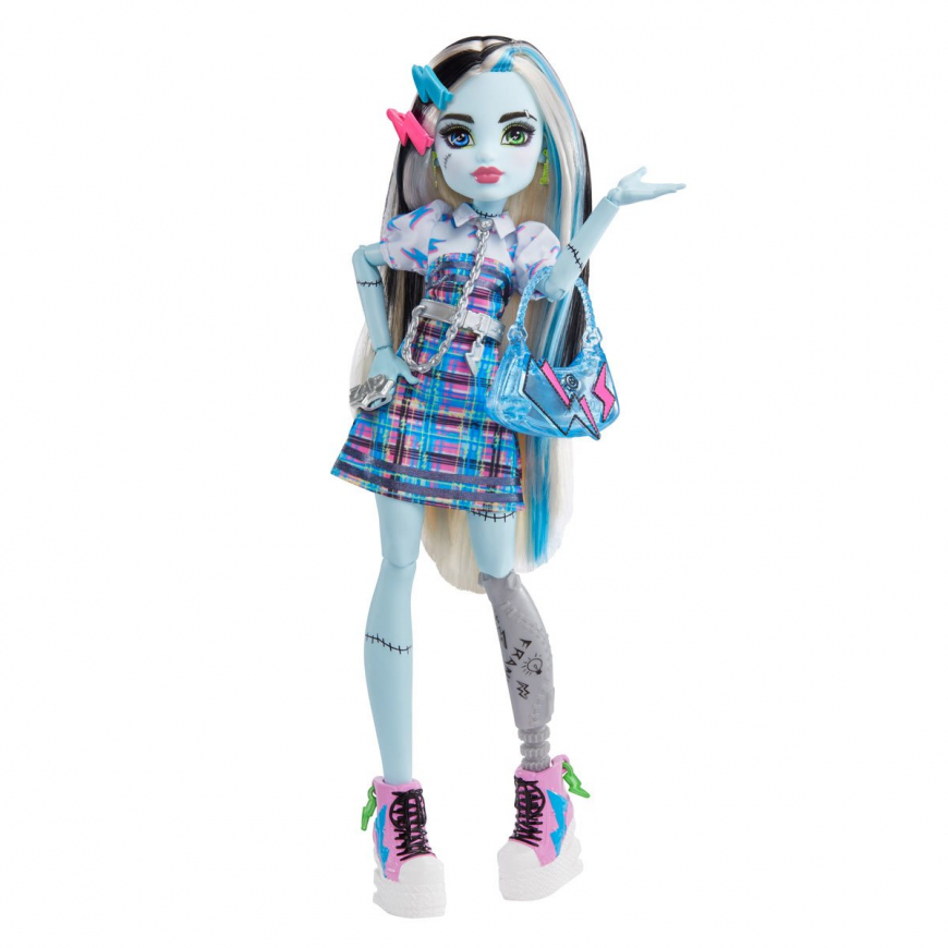 Monster High Day Out Frankie Stein Wolf doll