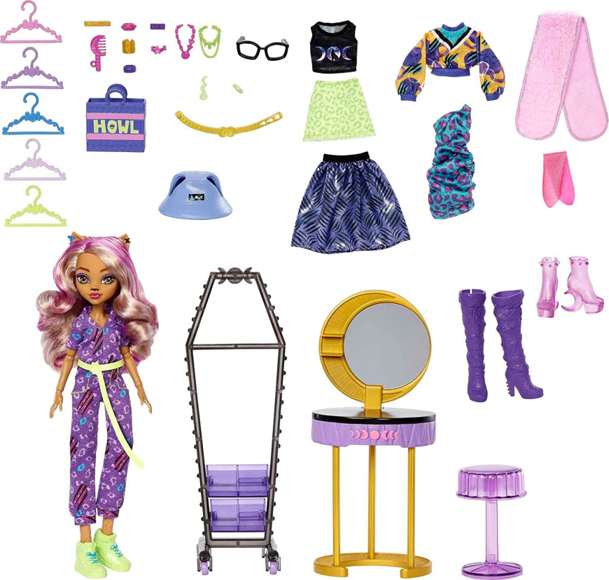 Monster High Clawdeen Wolf Boutique Dress-Up Studio with doll