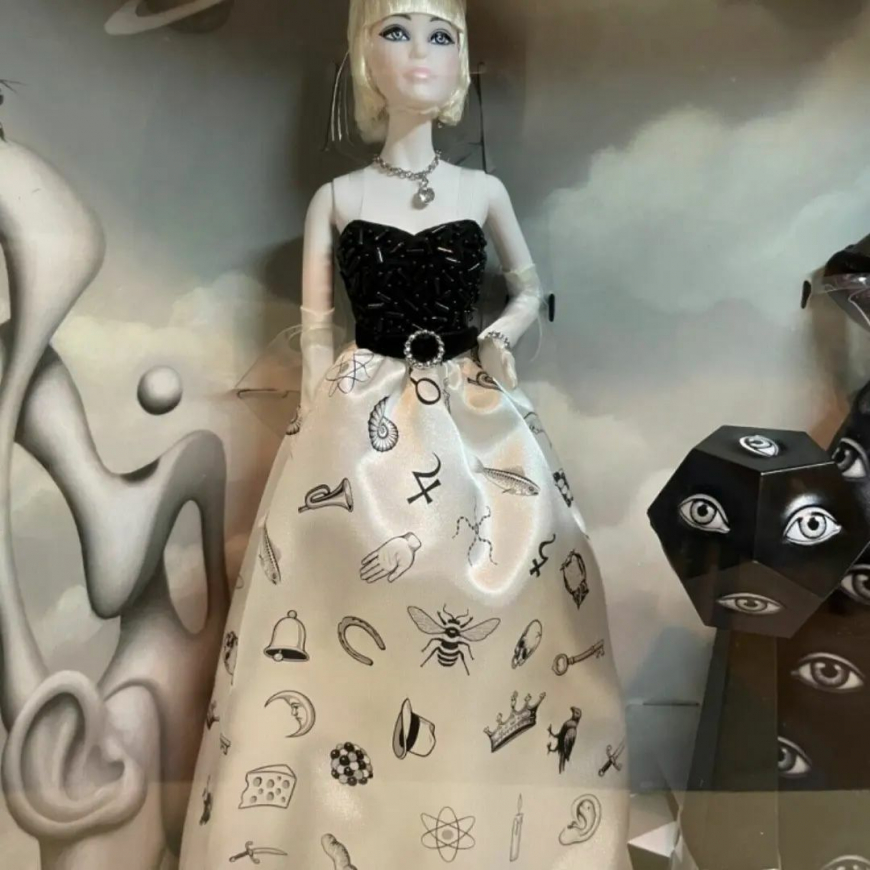 Barbie Mark Ryden limited edition dolls in real life photos