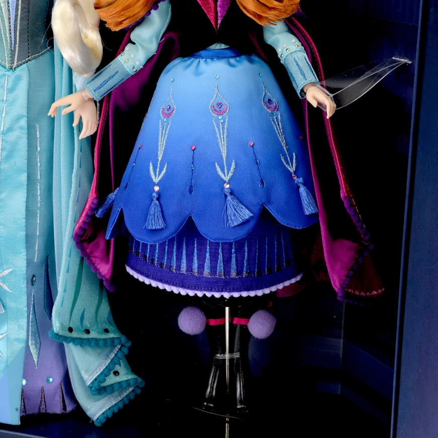 Disney Limited Edition dolls Frozen Anna and Elsa Brittney Lee