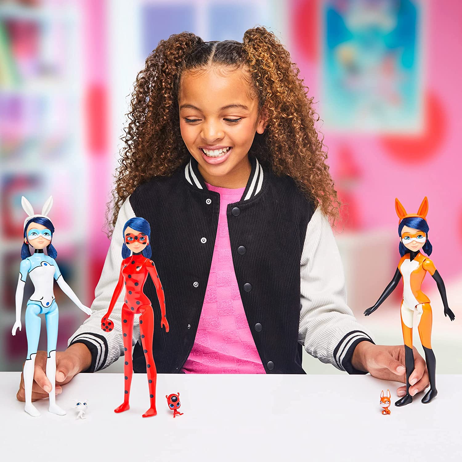 Toy Station on Instagram: Each Magic Heroez Transformation doll has a  special super-suit design!🔥🦸‍♀️ Unbox the new Miraculous Magic Heroez Transformation  Surprise. #water #wateractivatedtoys #magicheroes #miraculous #hiddenheroes  #hero #reveal