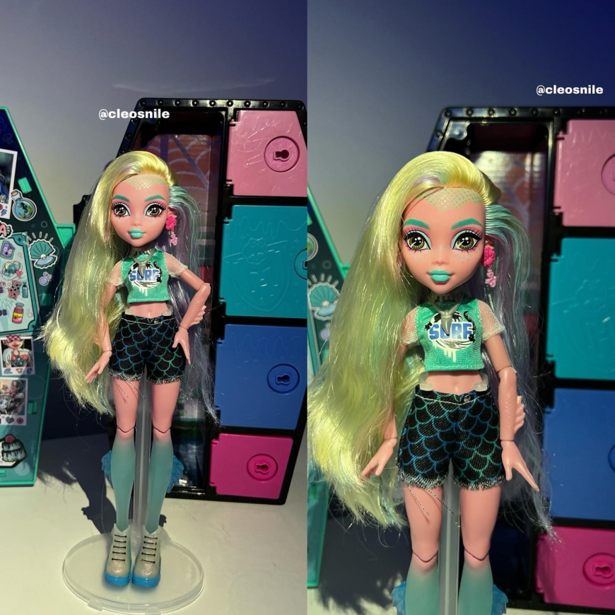 In real life photos of Skulltimate Secrets Lagoona Blue doll