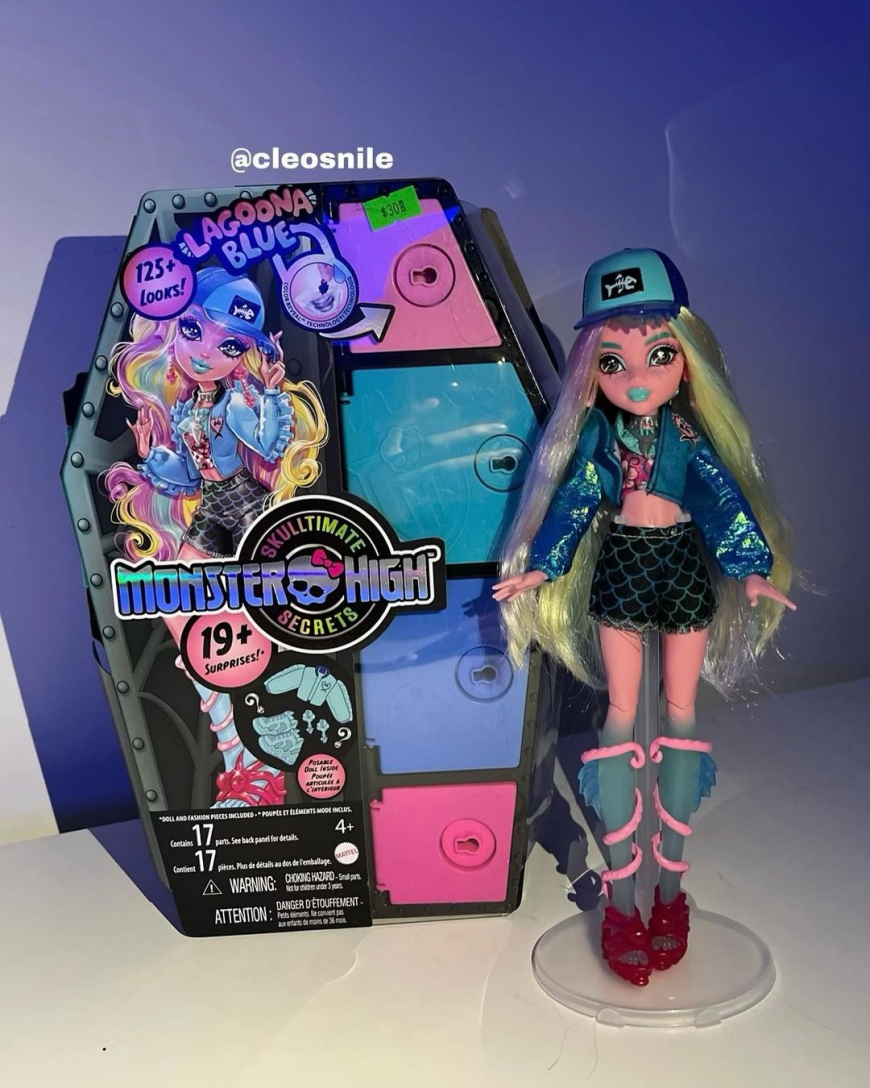 Monster High Lagoona Blue Doll Skulltimate Secrets Locker (Series 1) 4 Keys  New