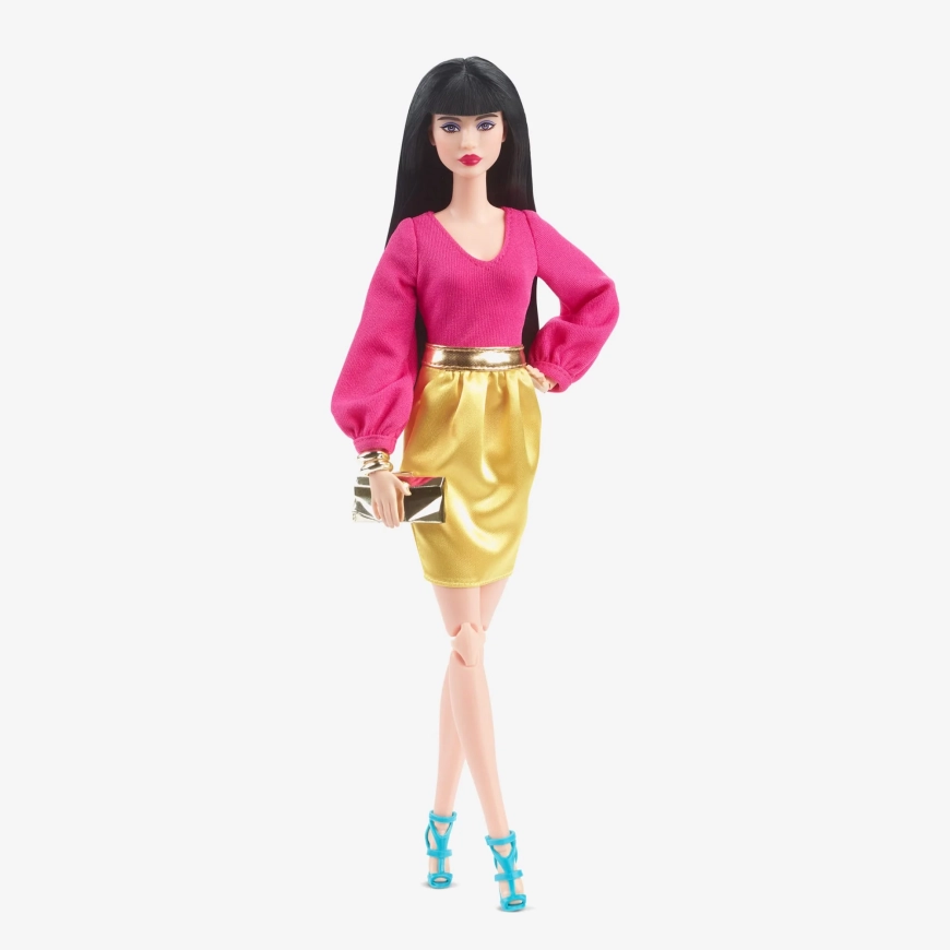 Barbie Signature Looks #19 Doll 2023 Mattel Creations