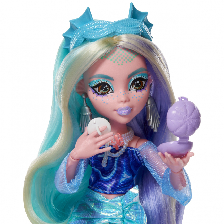 Monster High Skulltimate Secrets Fearidescent Series Lagoona Blue doll