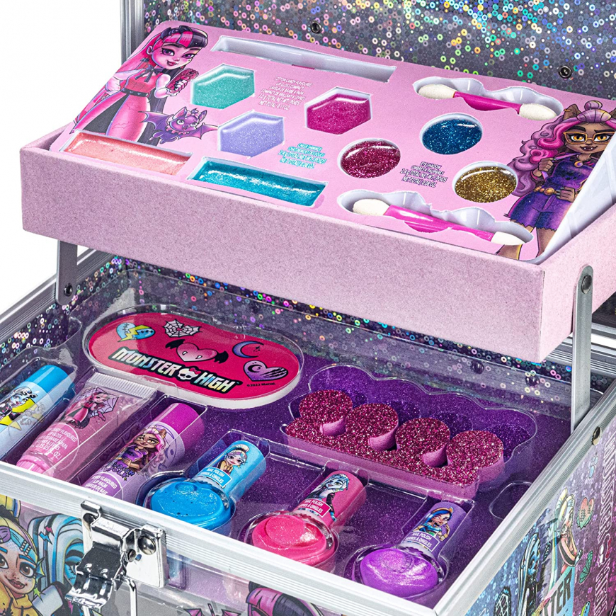 Monster High Townley Girl Train Case Makeup Set for Kids