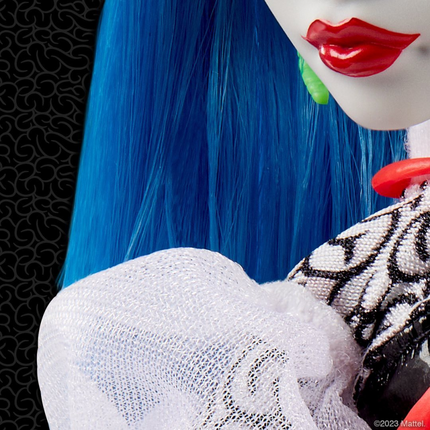 Ghouluxe Ghoulia Yelps Mattelcreations Fang Club exclusive doll