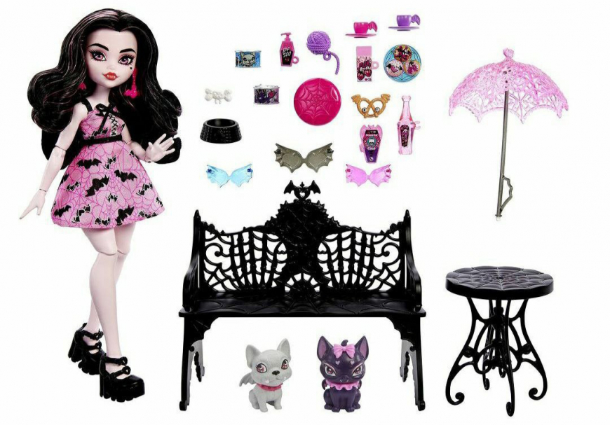 Monster High Draculaura's Picnic playset with doll