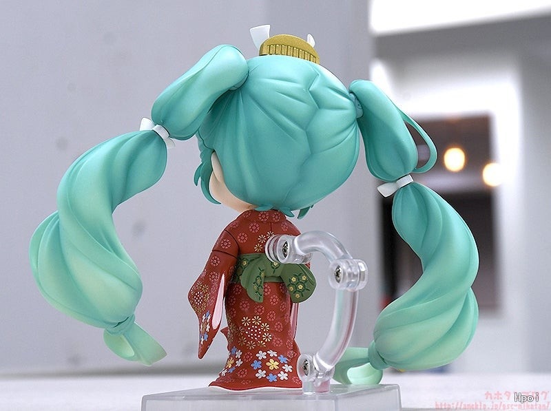 Nendoroid Hatsune Miku Beauty Looking Back figure