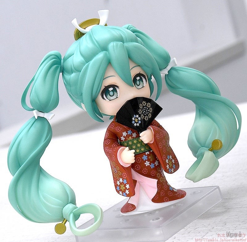 Nendoroid Hatsune Miku Beauty Looking Back figure