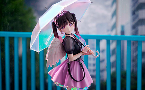 Mihane Golden Heart Open the umbrella and close the wings figure