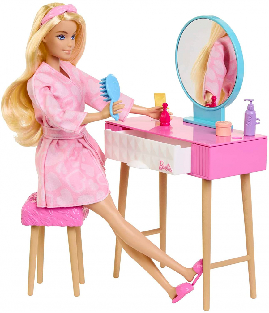 Barbie 2022 Bedroom playset with doll