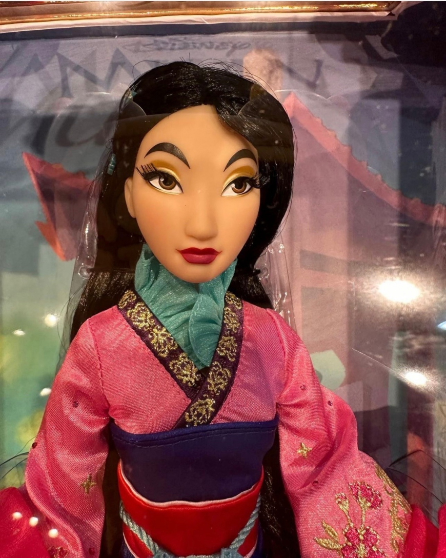 Mulan 25 years Anniversary Limited Edition doll