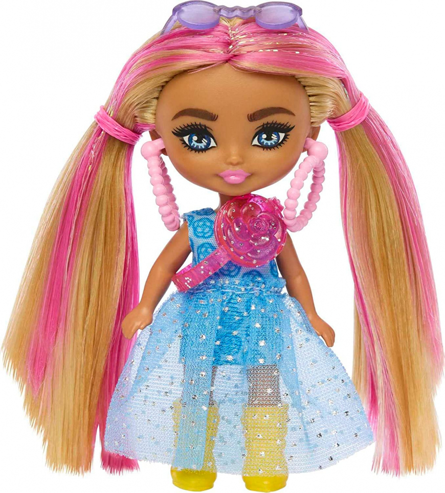 Barbie Extra Mini Minis doll 2023 HNR61
