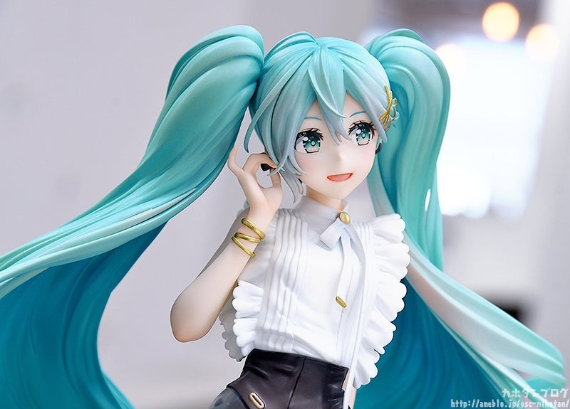 All about Hatsune Miku NT Style - Casual Wear Ver figure.