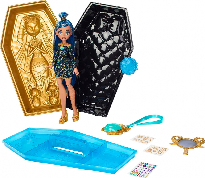 Monster High Cleo Golden Glam Case playset with doll 2023