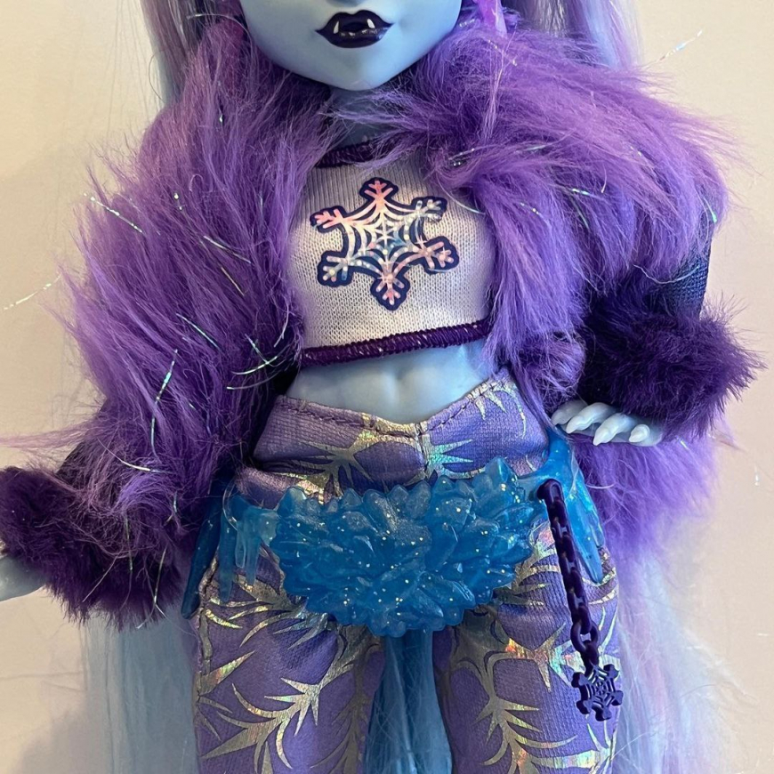 Monster High G3 Abbey Bominable in real life photos