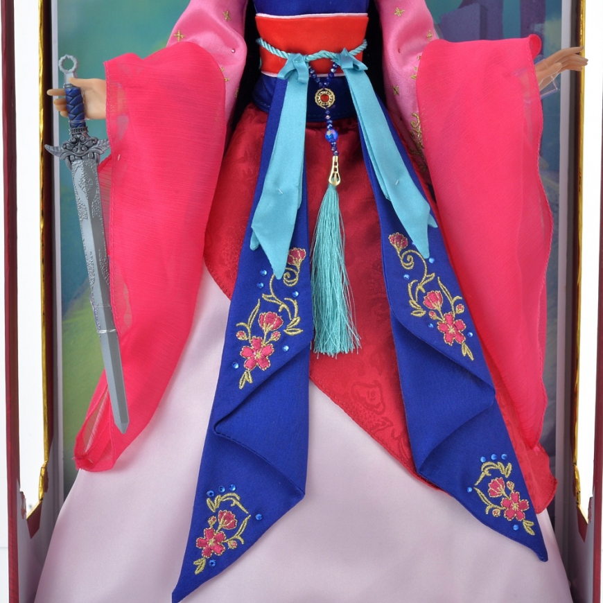 Mulan 25th Anniversary Limited Edition doll