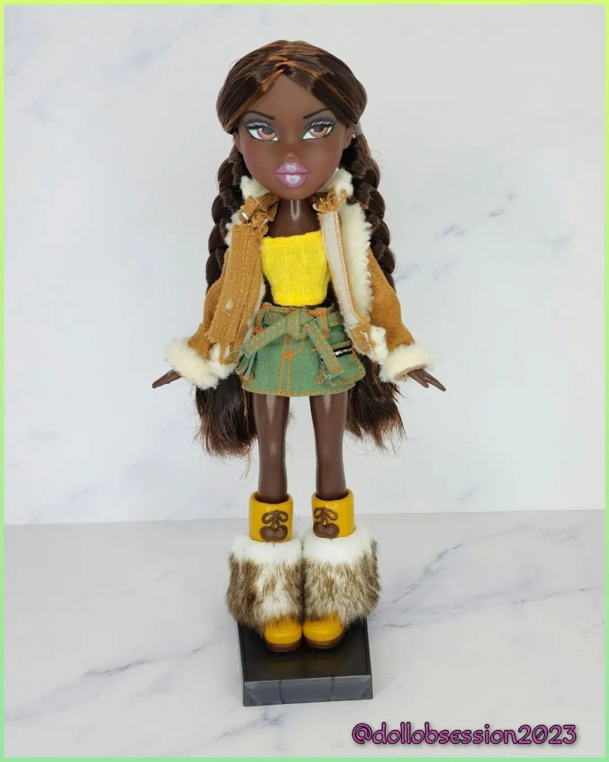 Bratz Felicia 2023 Campfire doll