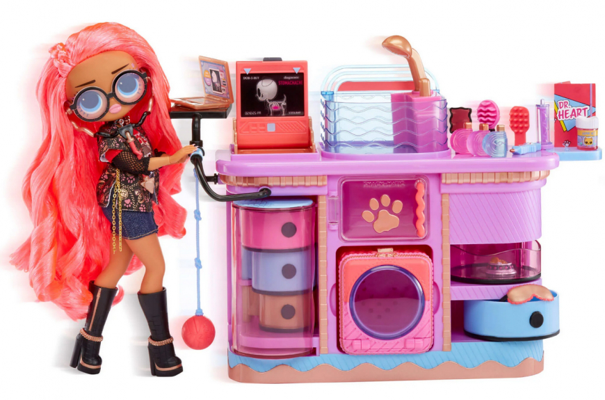 LOL OMG Rescue Vet playset with Dr Heart doll 2023